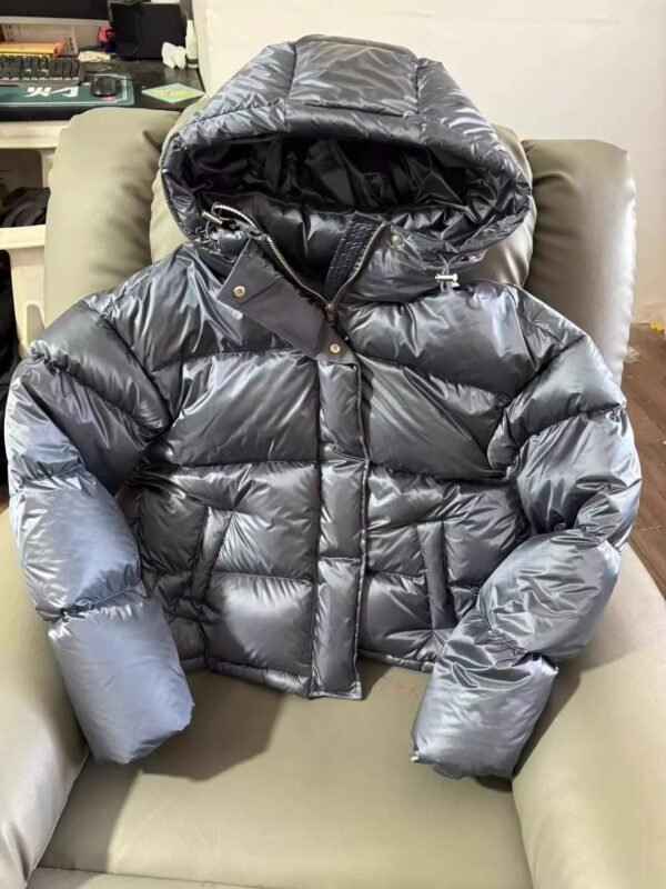 EHigh-grade Loose Hooded Thermal Jacket